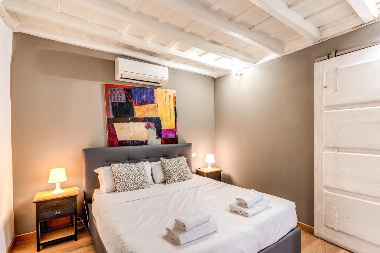 Lovely Spacious Apartment Near The Colosseum Roma Eksteriør bilde