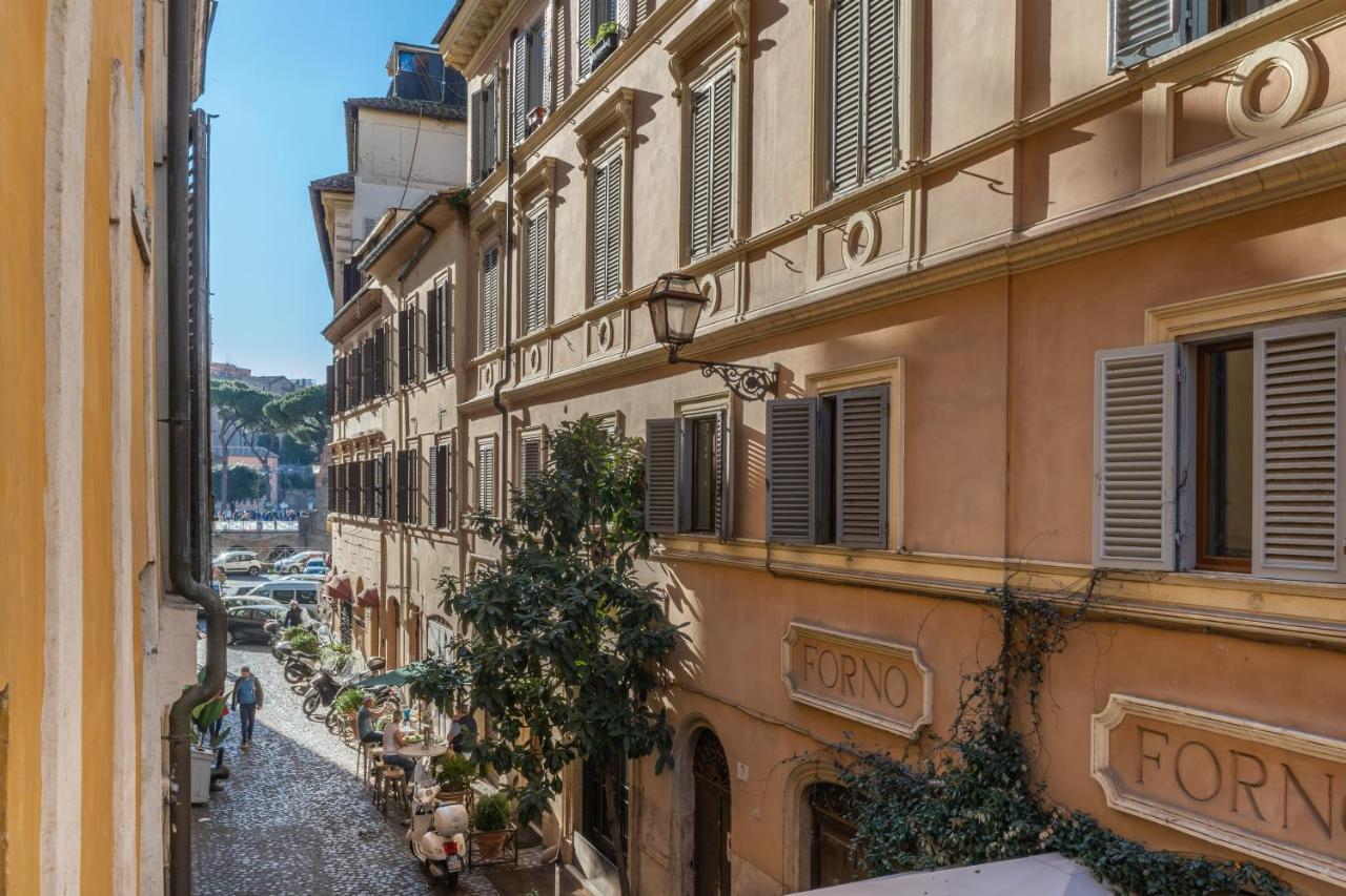 Lovely Spacious Apartment Near The Colosseum Roma Eksteriør bilde
