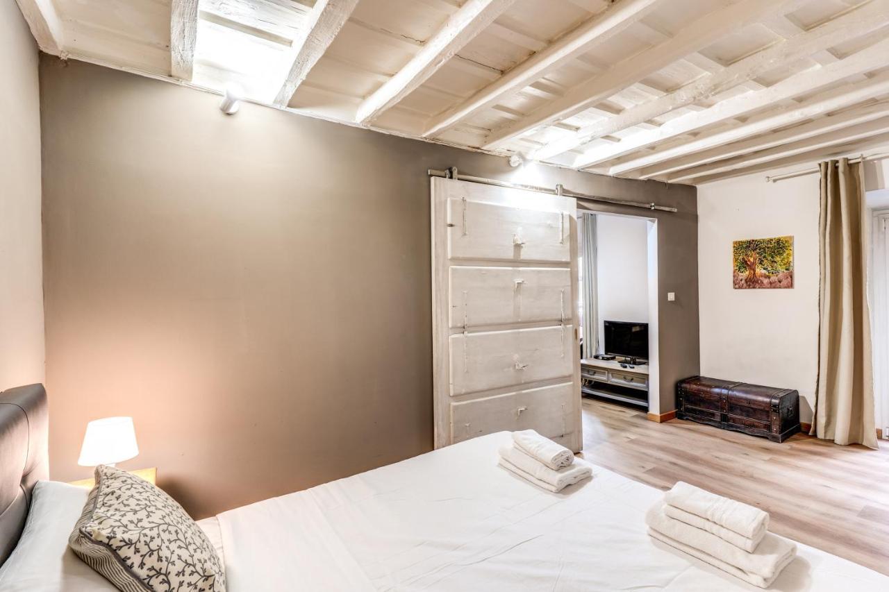 Lovely Spacious Apartment Near The Colosseum Roma Eksteriør bilde