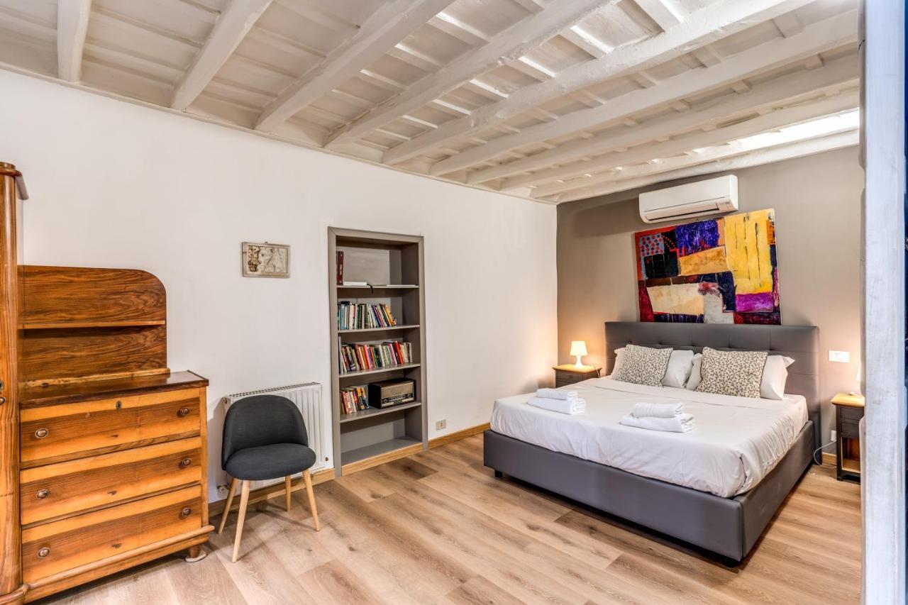 Lovely Spacious Apartment Near The Colosseum Roma Eksteriør bilde