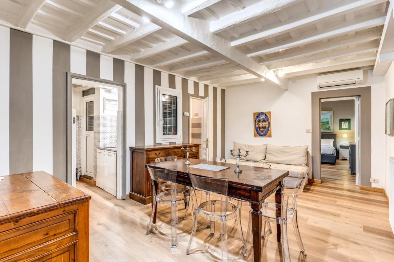 Lovely Spacious Apartment Near The Colosseum Roma Eksteriør bilde
