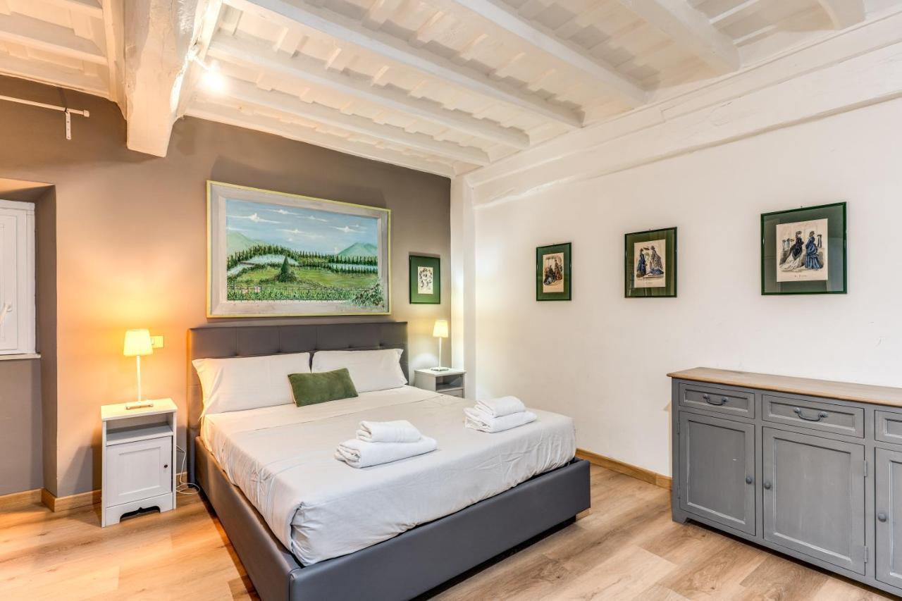 Lovely Spacious Apartment Near The Colosseum Roma Eksteriør bilde